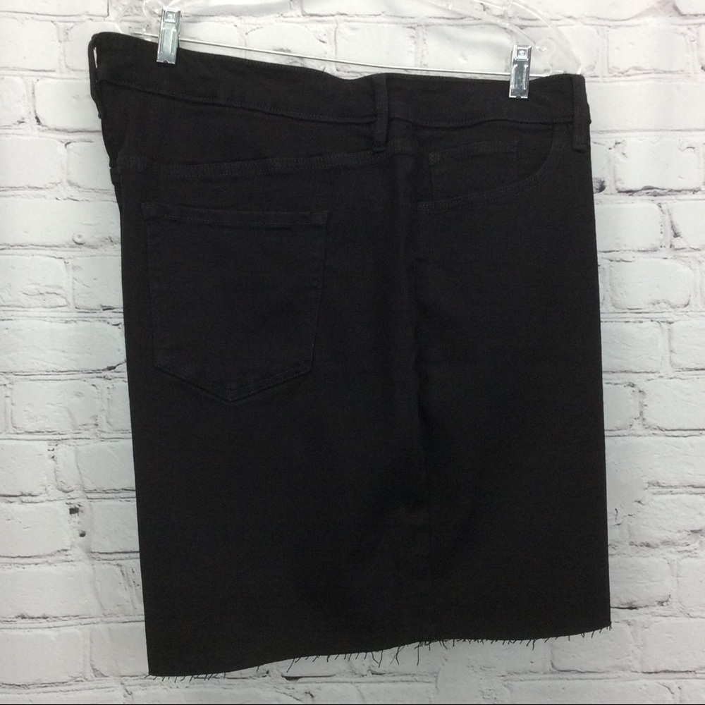 Ava & Viv Jean Shorts Women’s Plus Sz 22W Blk High Rise Cutoff Distressed Ripped - Picture 9 of 9